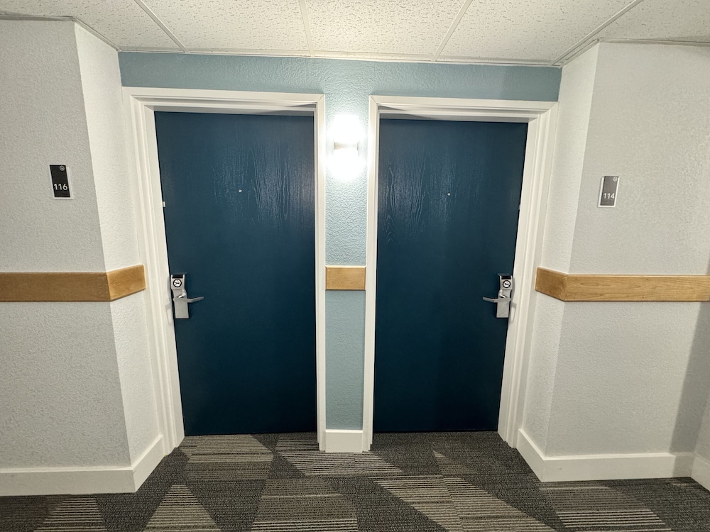 Studio6 Suites East Syracuse, NY - Airport 30/43