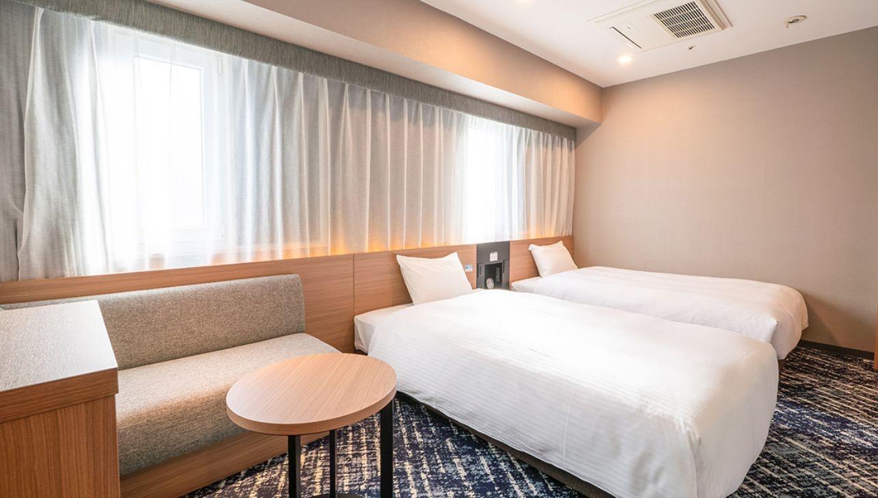 Connecting, Plus, Triple, Single, Twin Beds