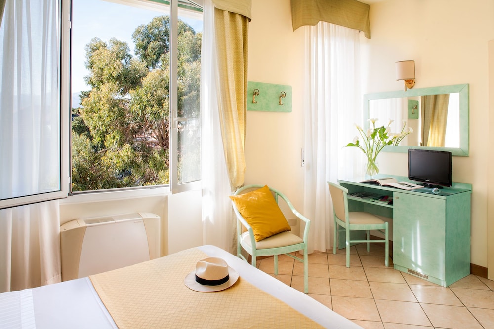Hotel Eden Park 23/29