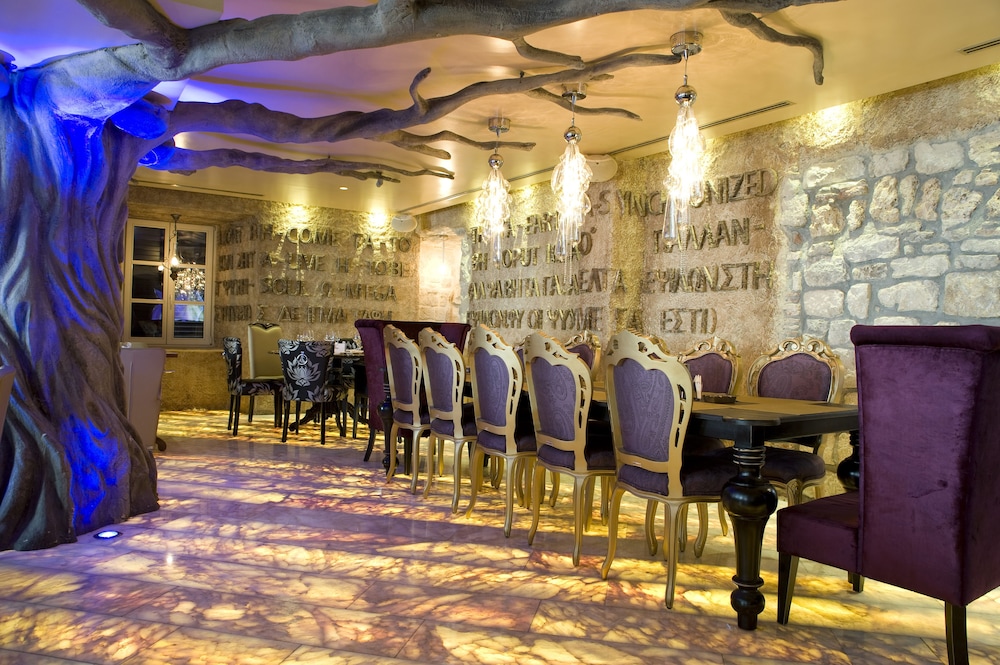 Boutique Hotel Astoria 55/66