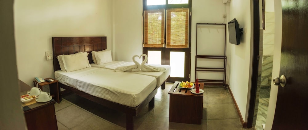 Camellia Resort And Spa 16/65