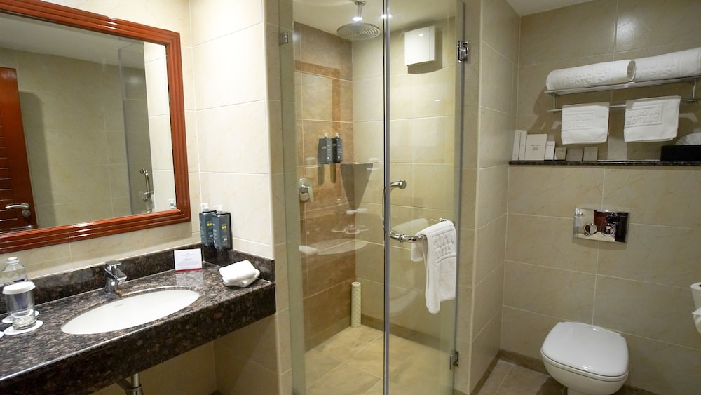 Sarova Woodlands Hotel Spa 45/50