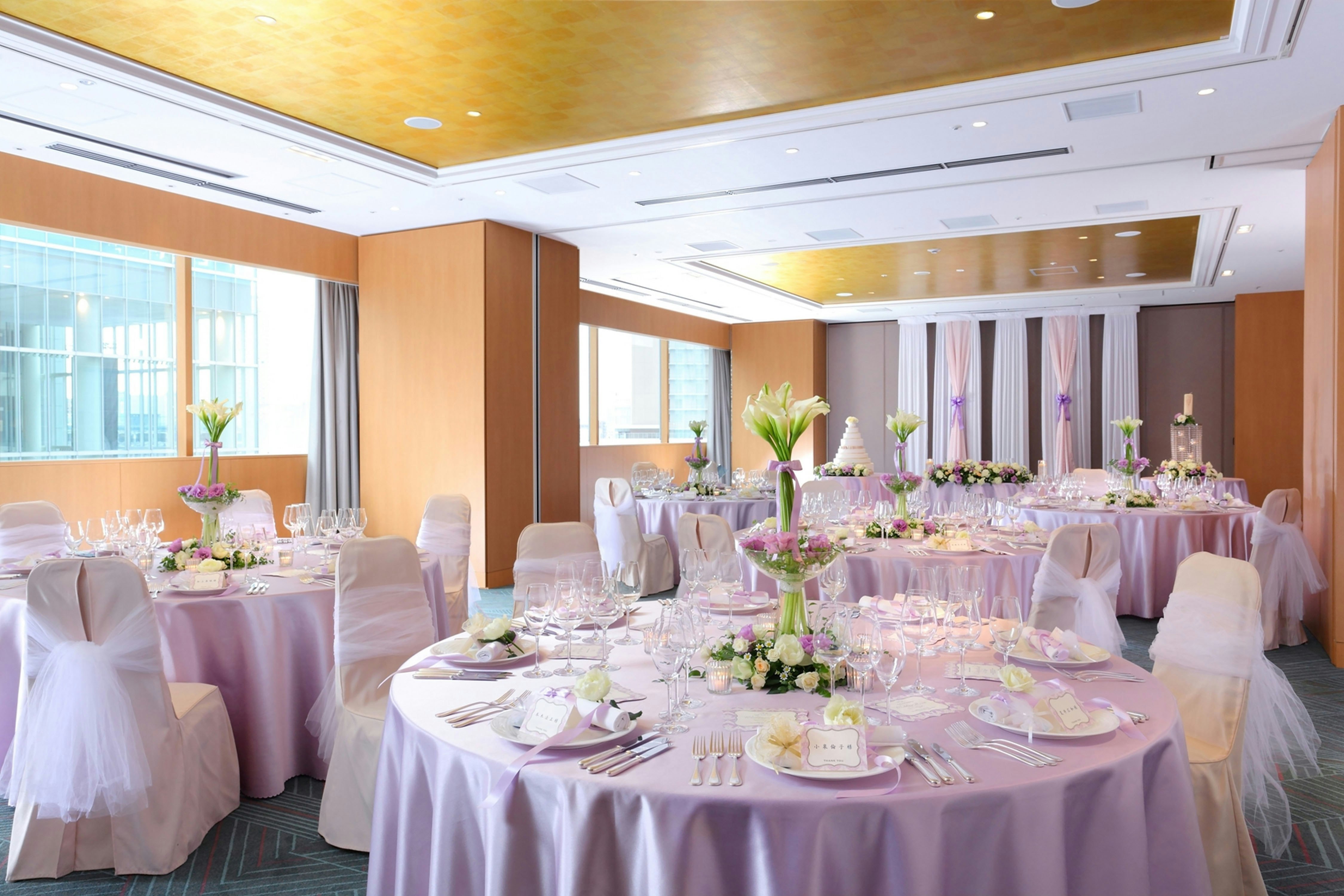 Hilton Osaka 56/77