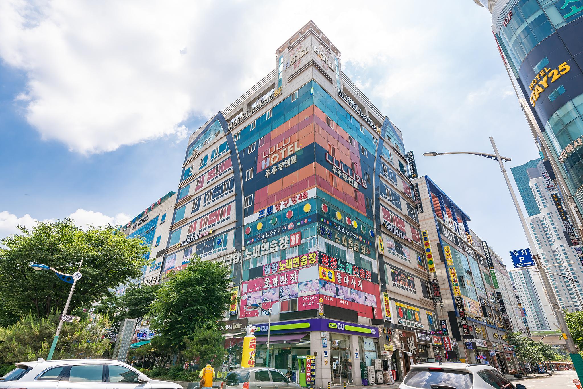 Business Design Hotel LUV 6/98