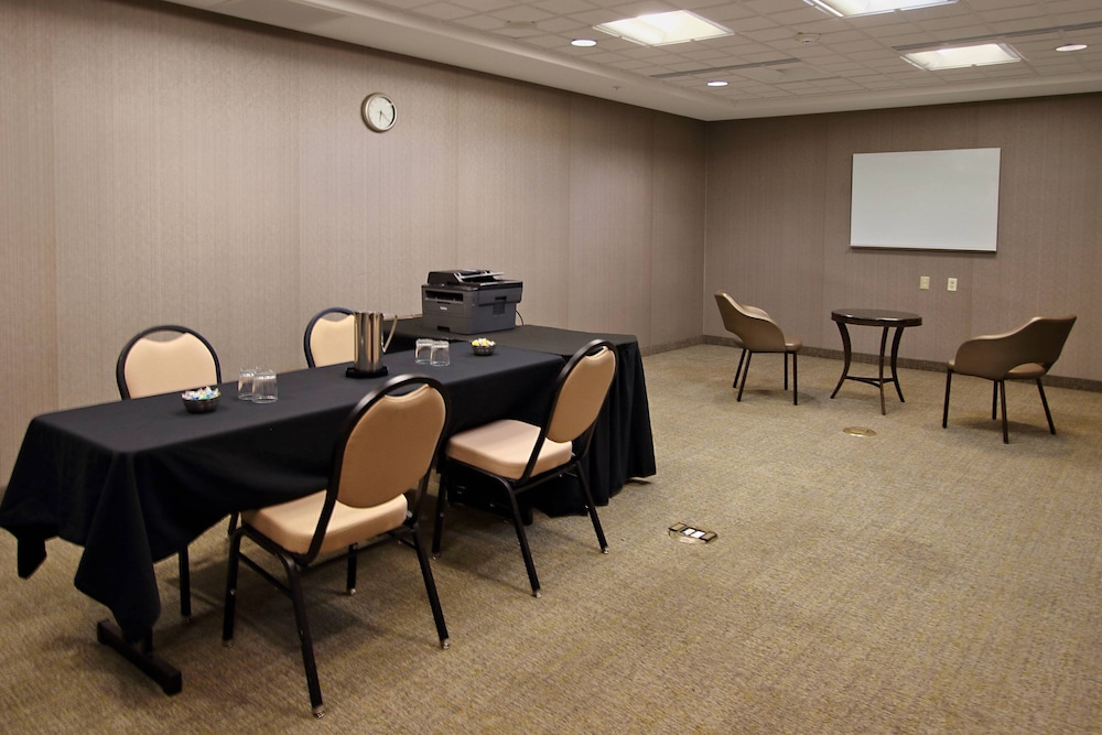 Springhill Suites Phoenix Glendale Sports And Entertainment District 34/36