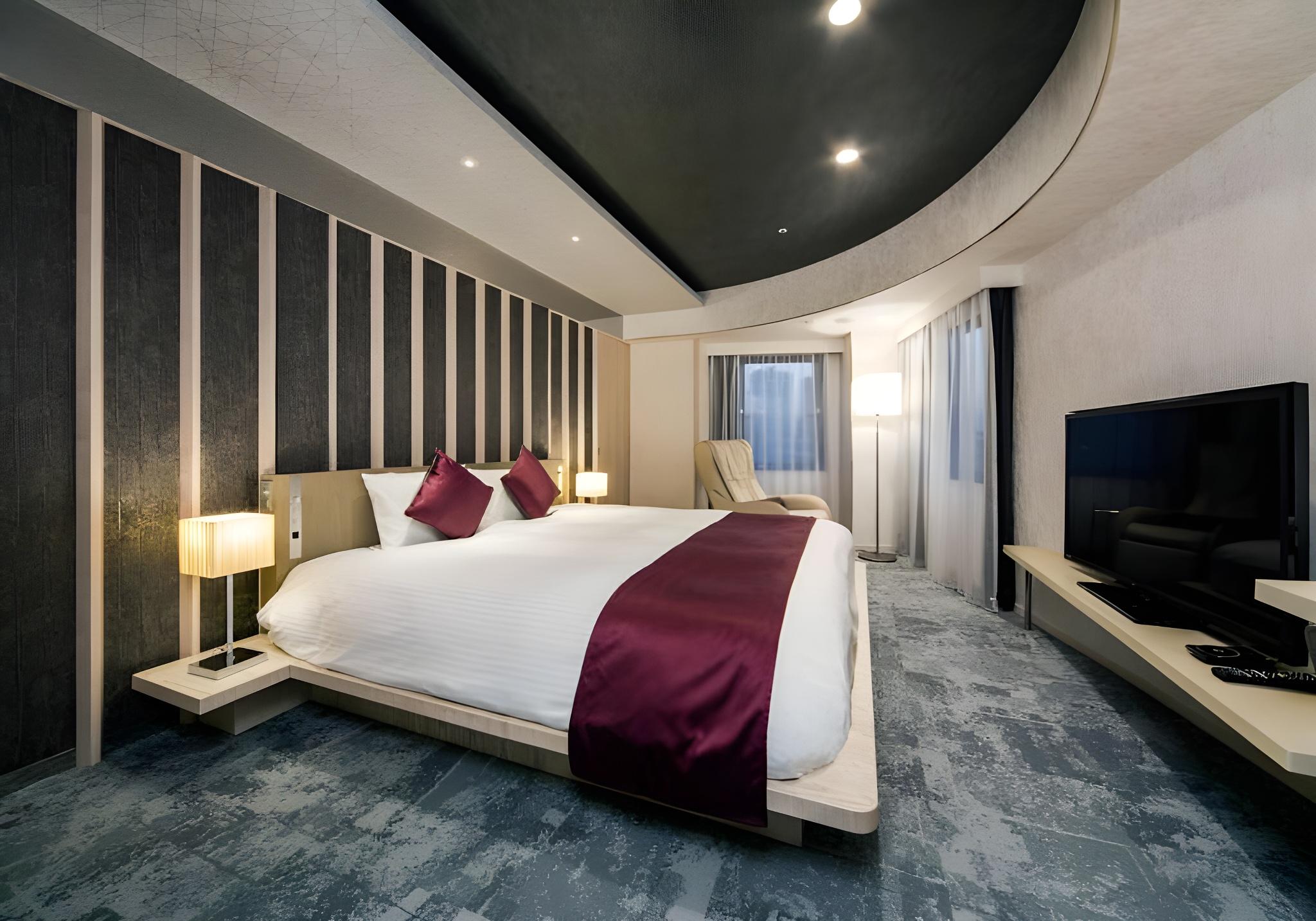 Room, Quadruple