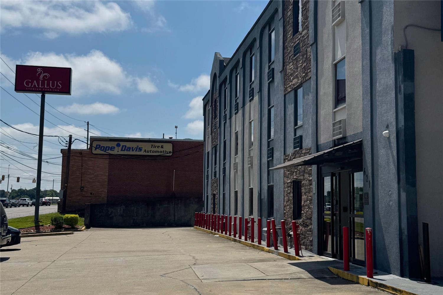 Gallus Stadium Park Inn, an Ascend Collection Hotel 33/33