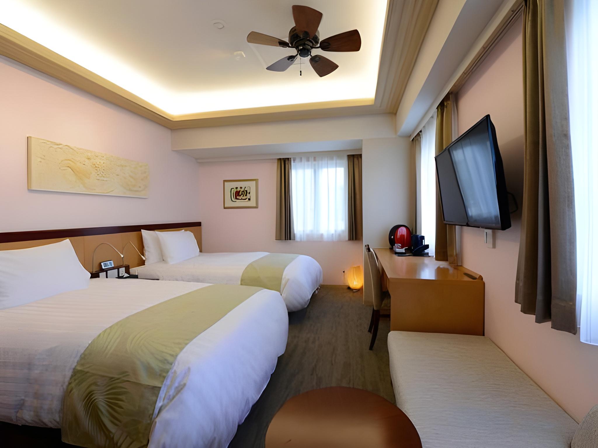 Ram, Twin Beds, New Building