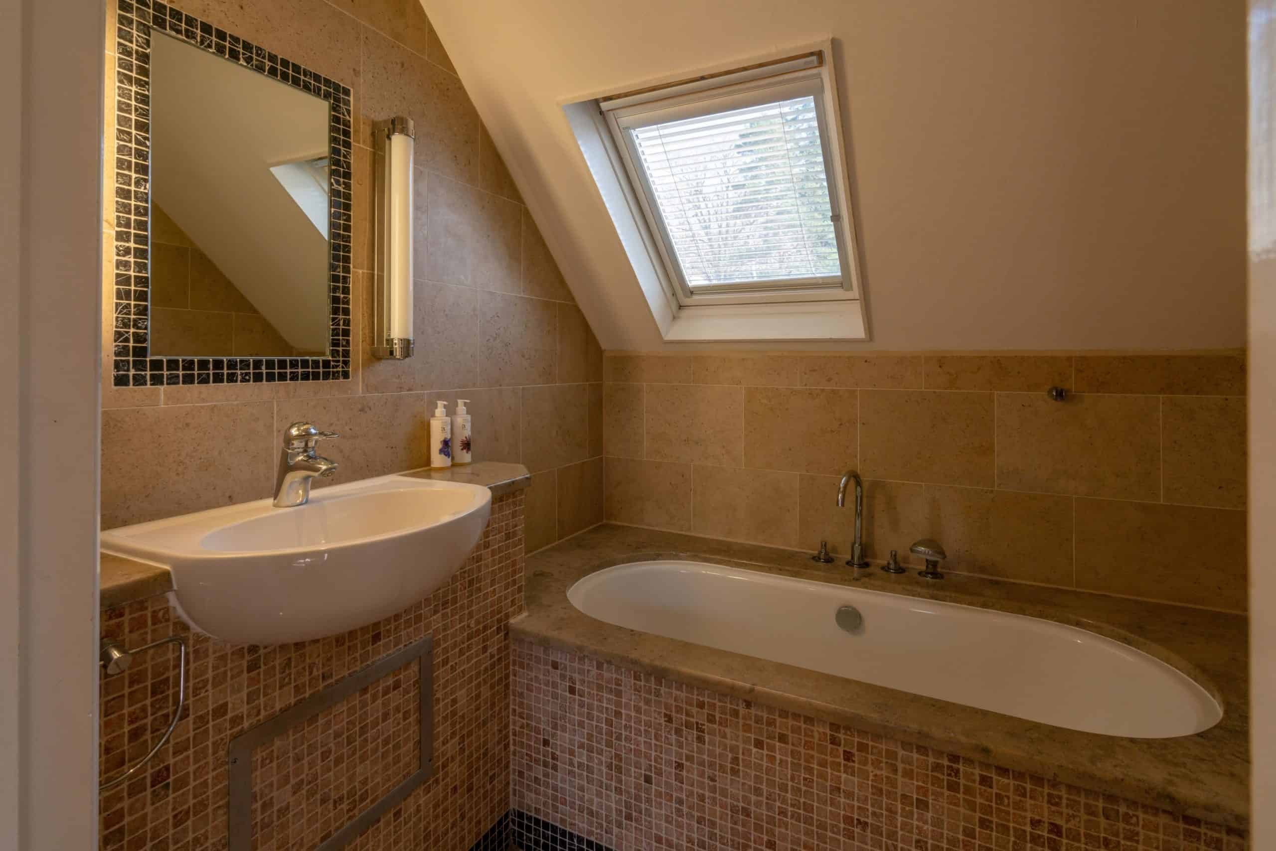 High Corner Inn 7/10