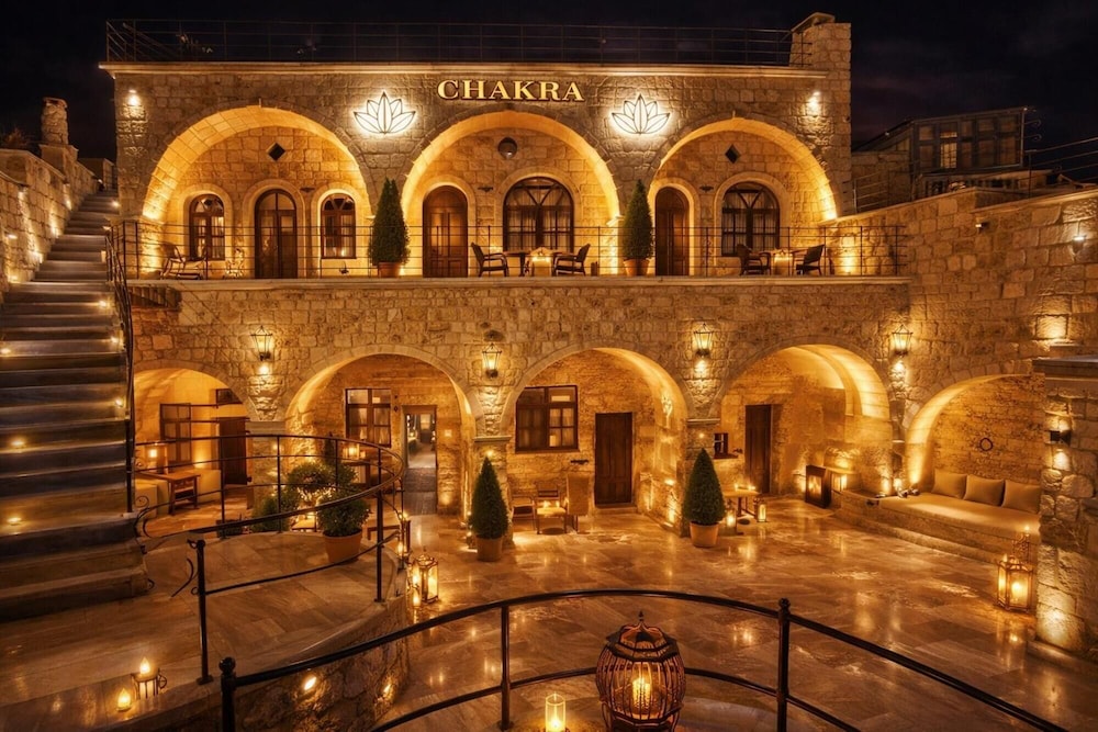 Chakra Special Caves 2/50
