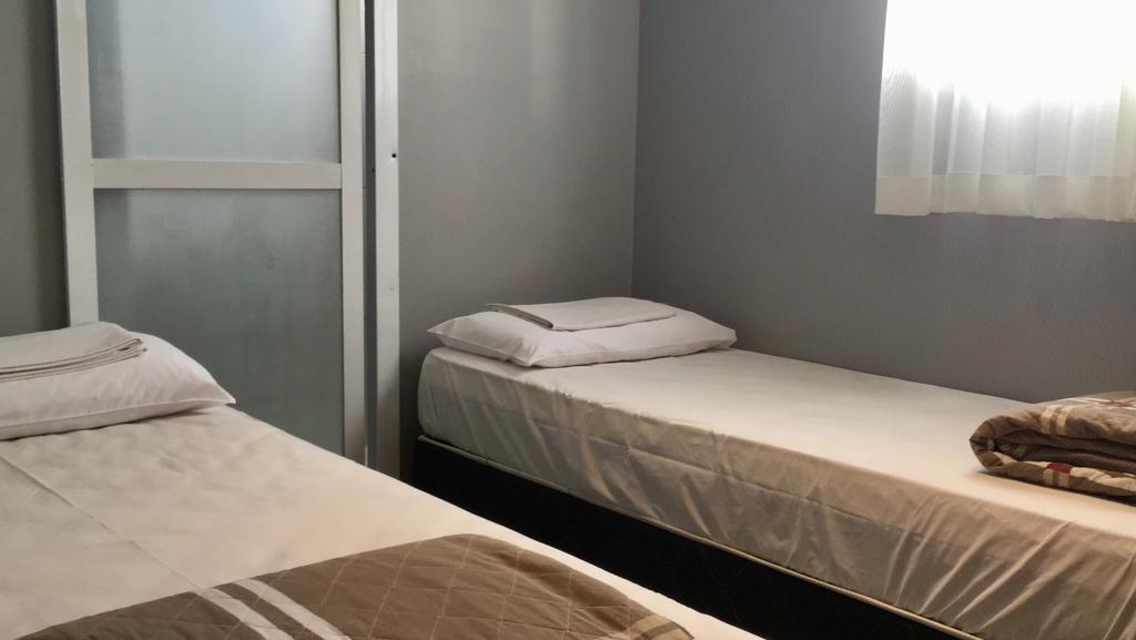 Economy, Twin Beds