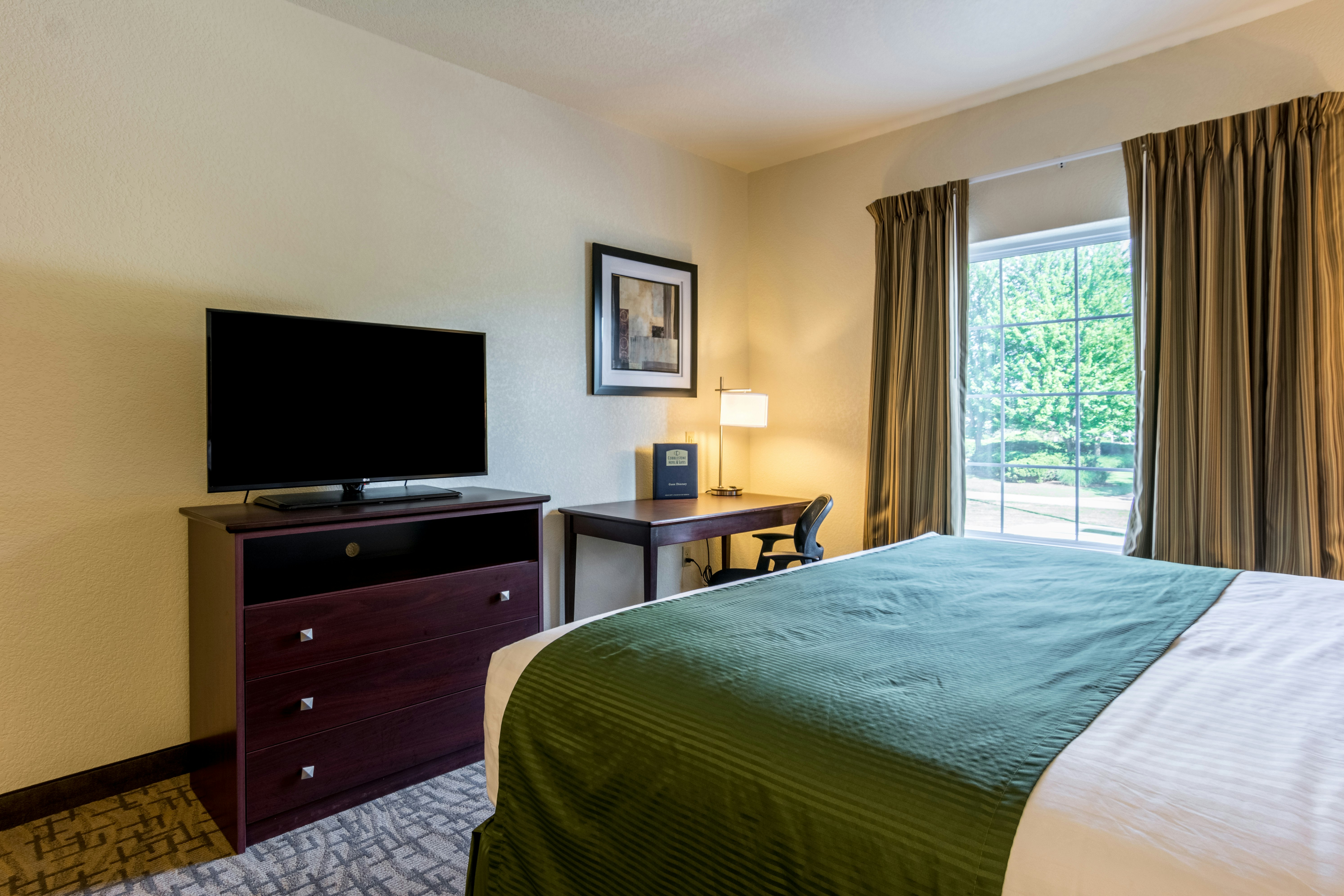 Cobblestone Hotel and Suites - Erie 19/50