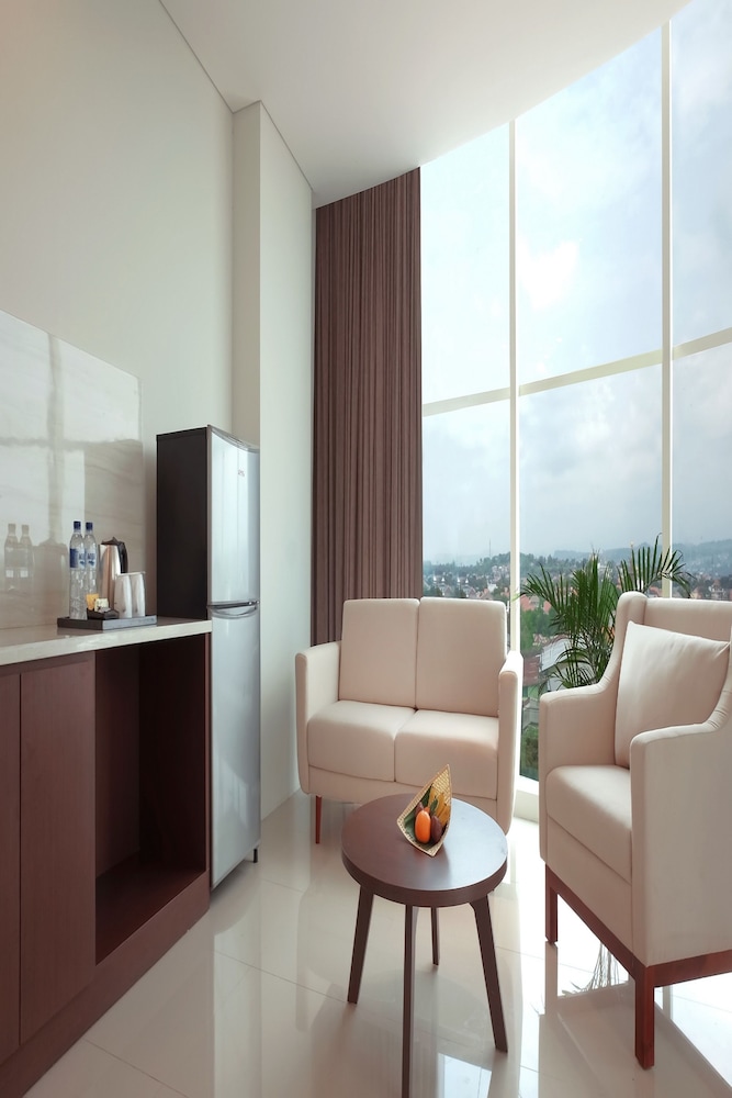 Horison Nindya Semarang 19/29