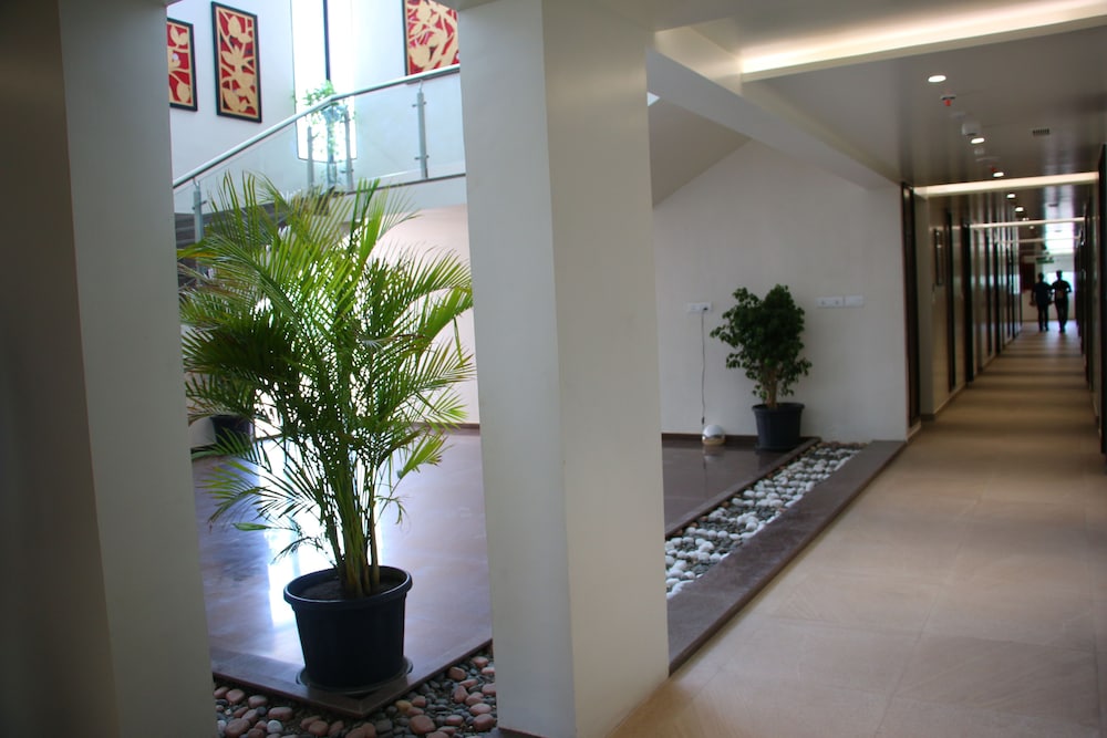 7 Apple Hotels Aurangabad 14/43