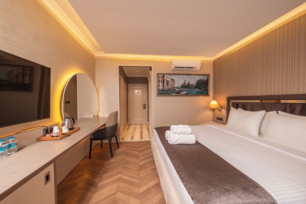 MQ Hotel Suites 17/60