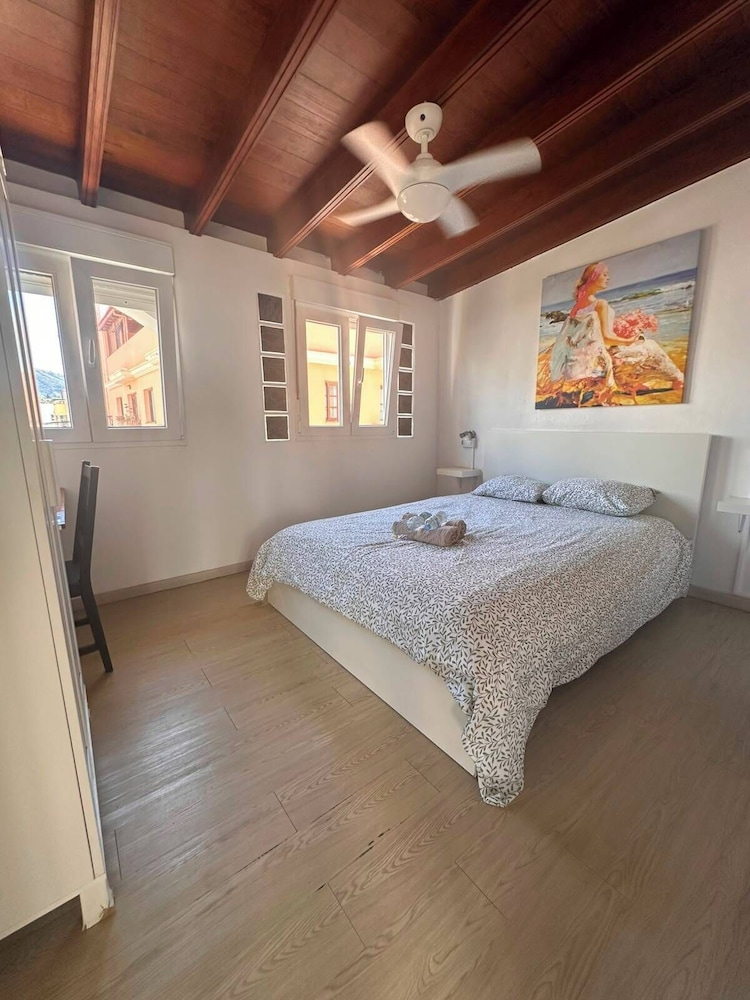 Puerto Nest Hostel 19/59