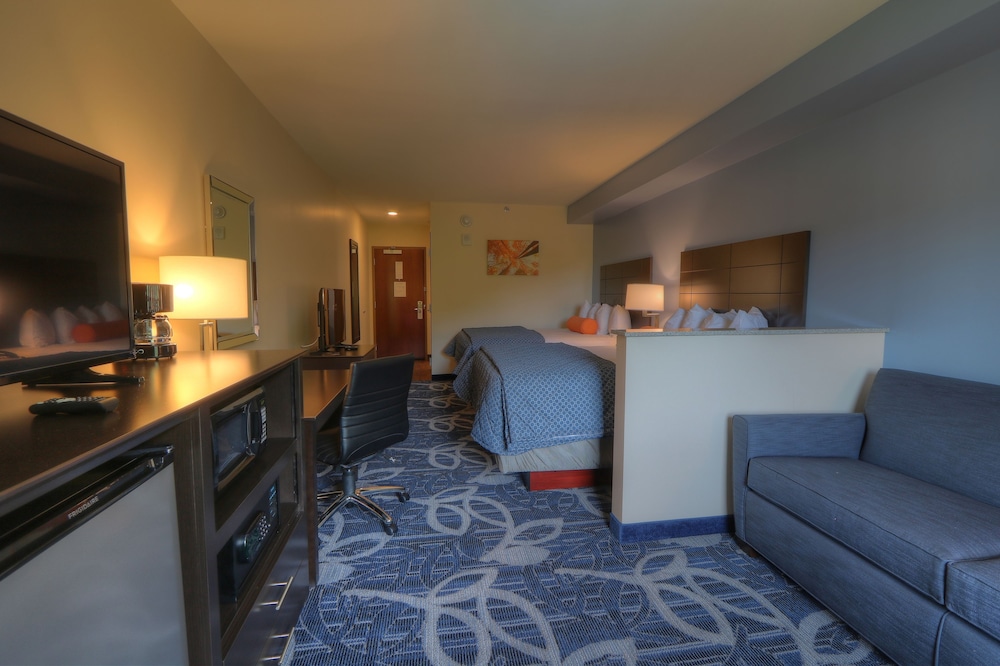Country Cascades Waterpark Resort 49/68