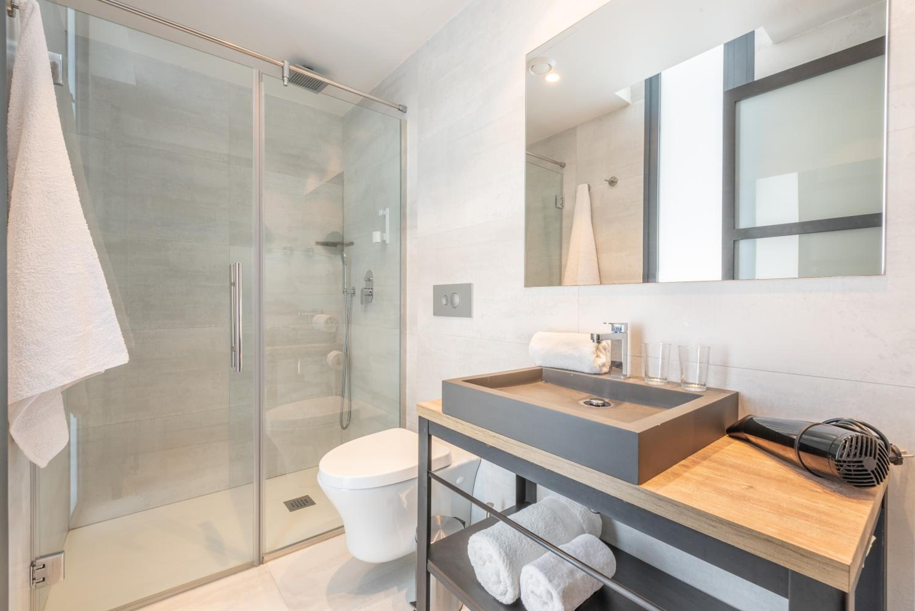 غرفة بسرير مزدوج بشرفة، Kyrat Amarac Suites 6/6