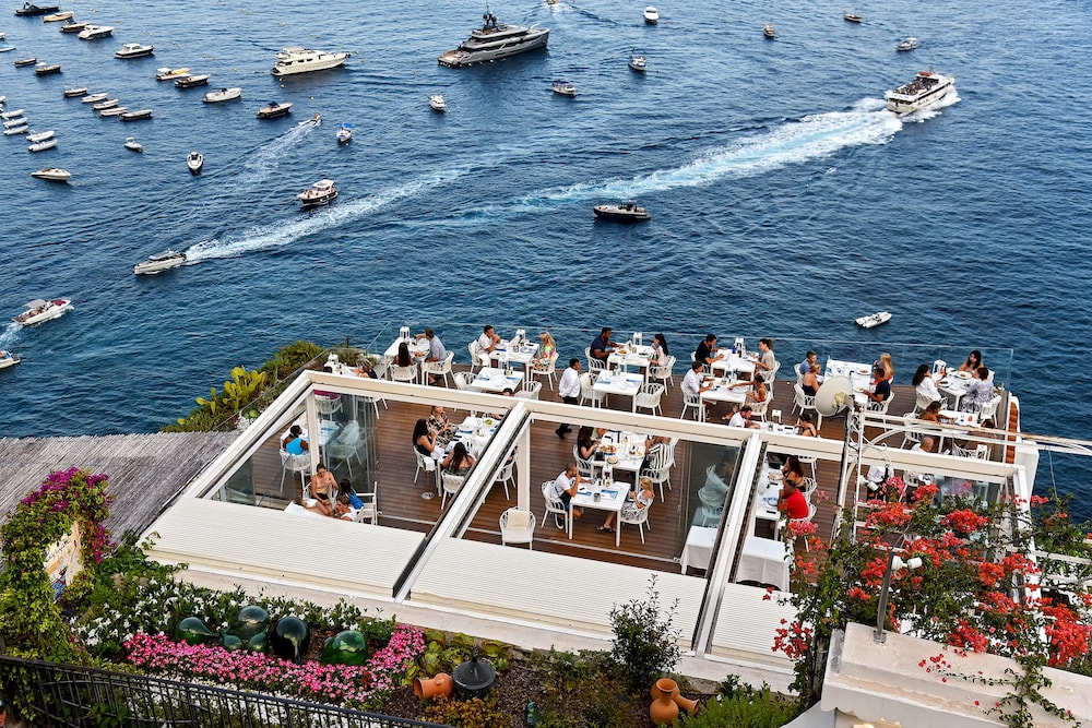 Montemare Hotel 4/66