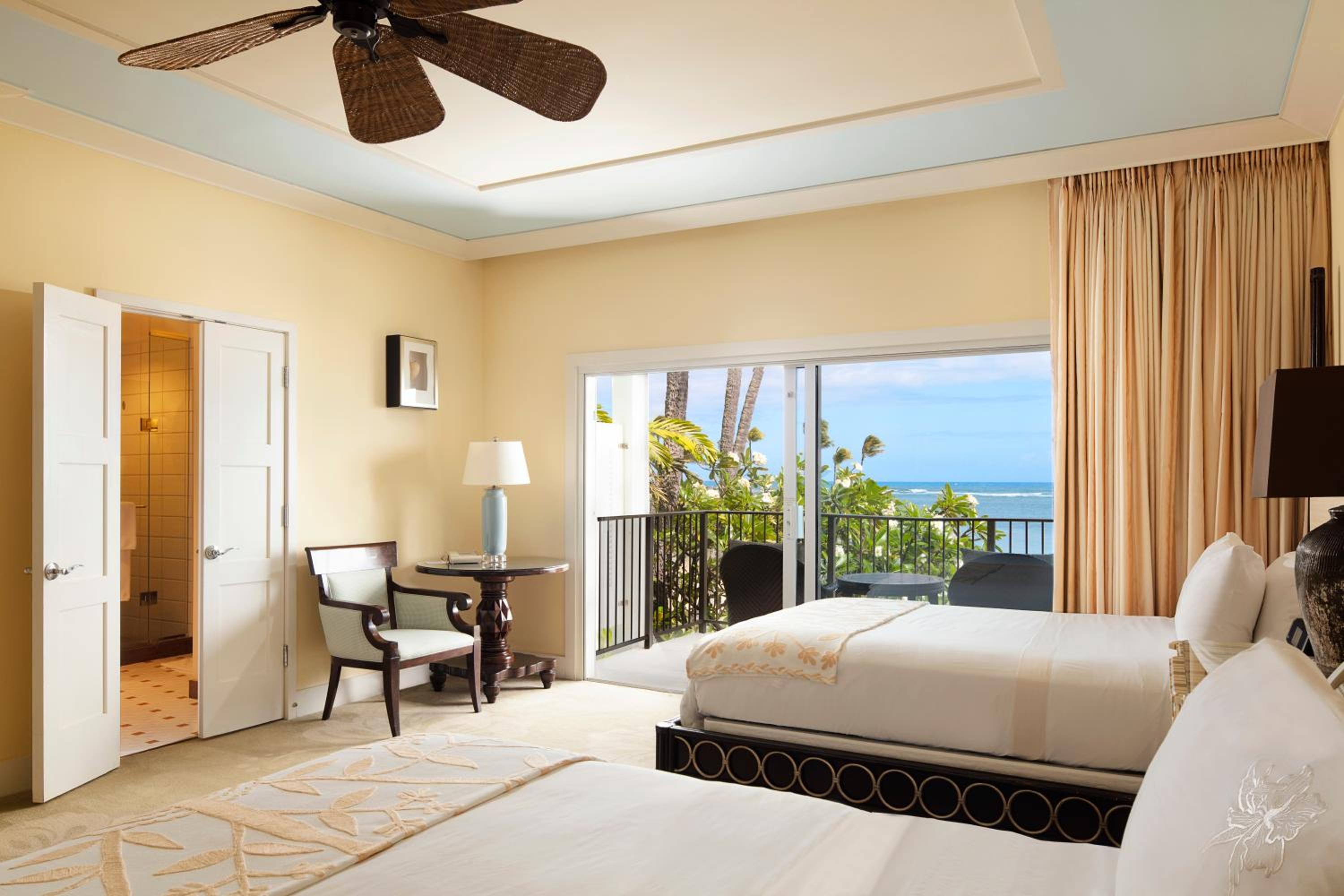 Room, Beach Front
