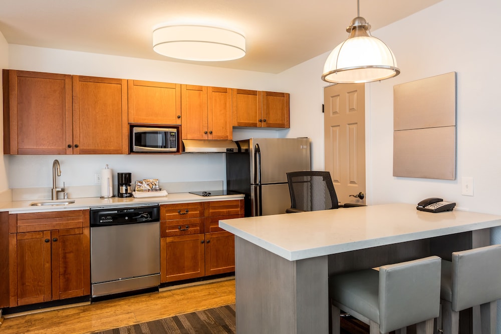 Hyatt House San Ramon 58/68