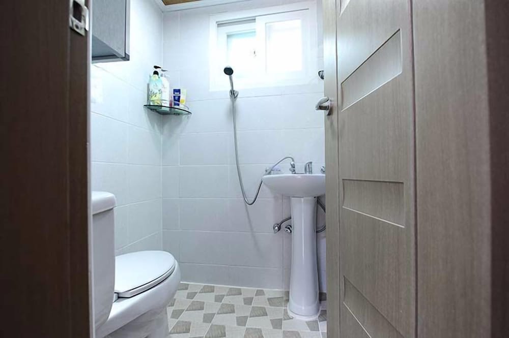Jeonju Star Rest Guesthouse 39/41