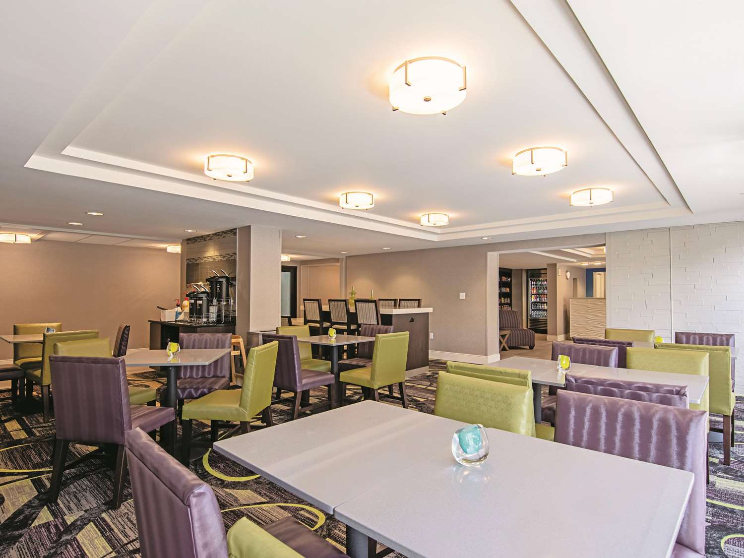 La Quinta Inn and Suites by Wyndham Portland 31/50