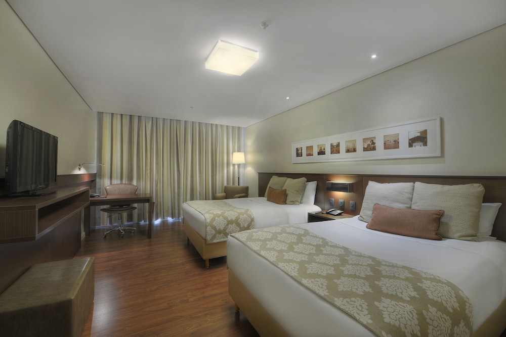 Hotel Deville Prime Porto Alegre 10/50
