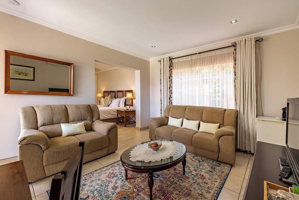 Botleng Guest House 24/50