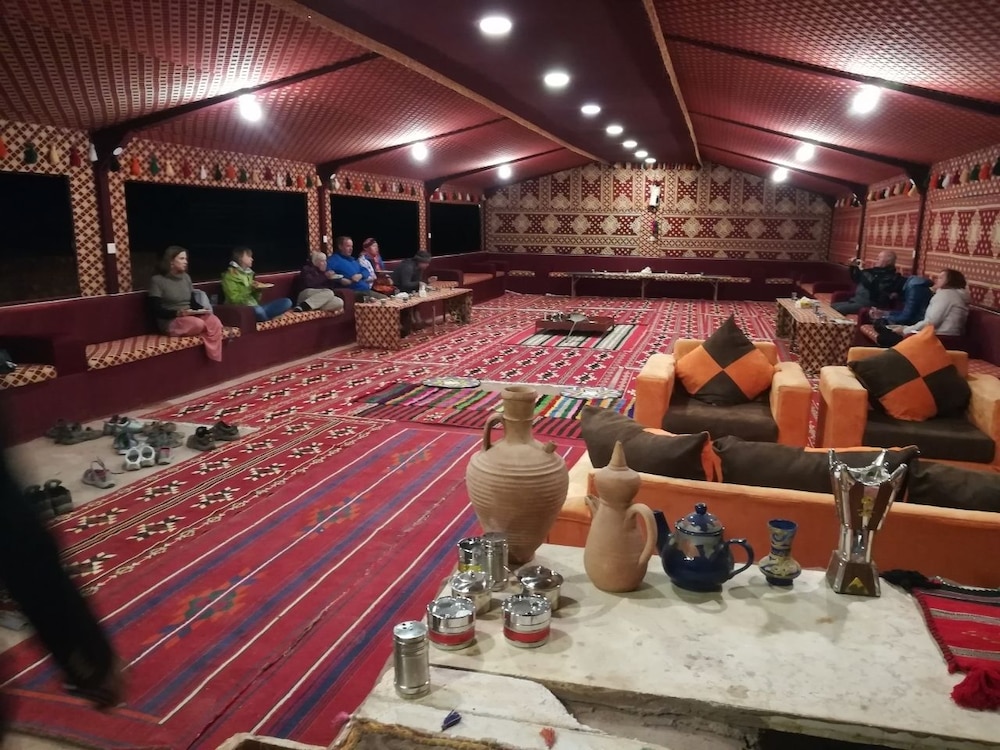 Bedouins Desert Camp 19/50