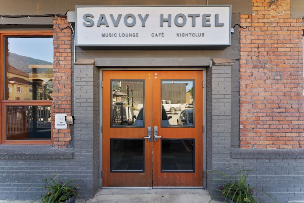 Savoy Hotel 5/50