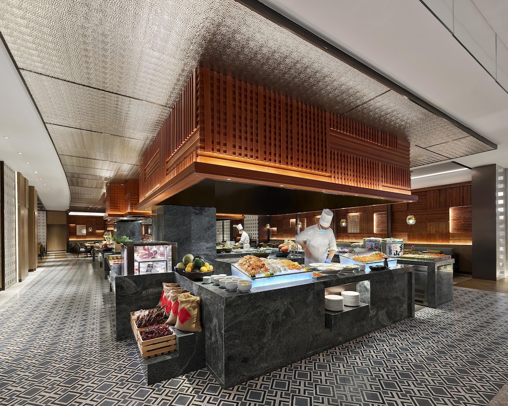 Hyatt Regency Shanghai Songjiang 40/48