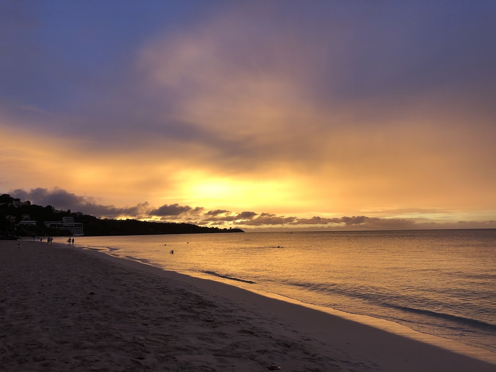 Allamanda Beach Resort 35/47
