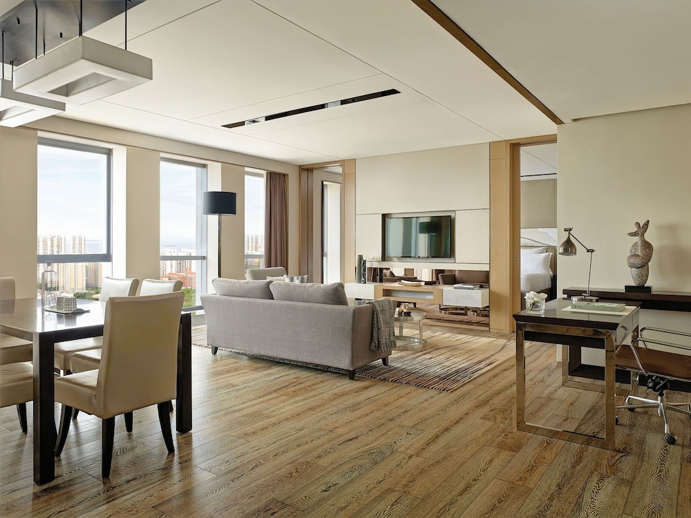 Langham Place Xiamen 36/57