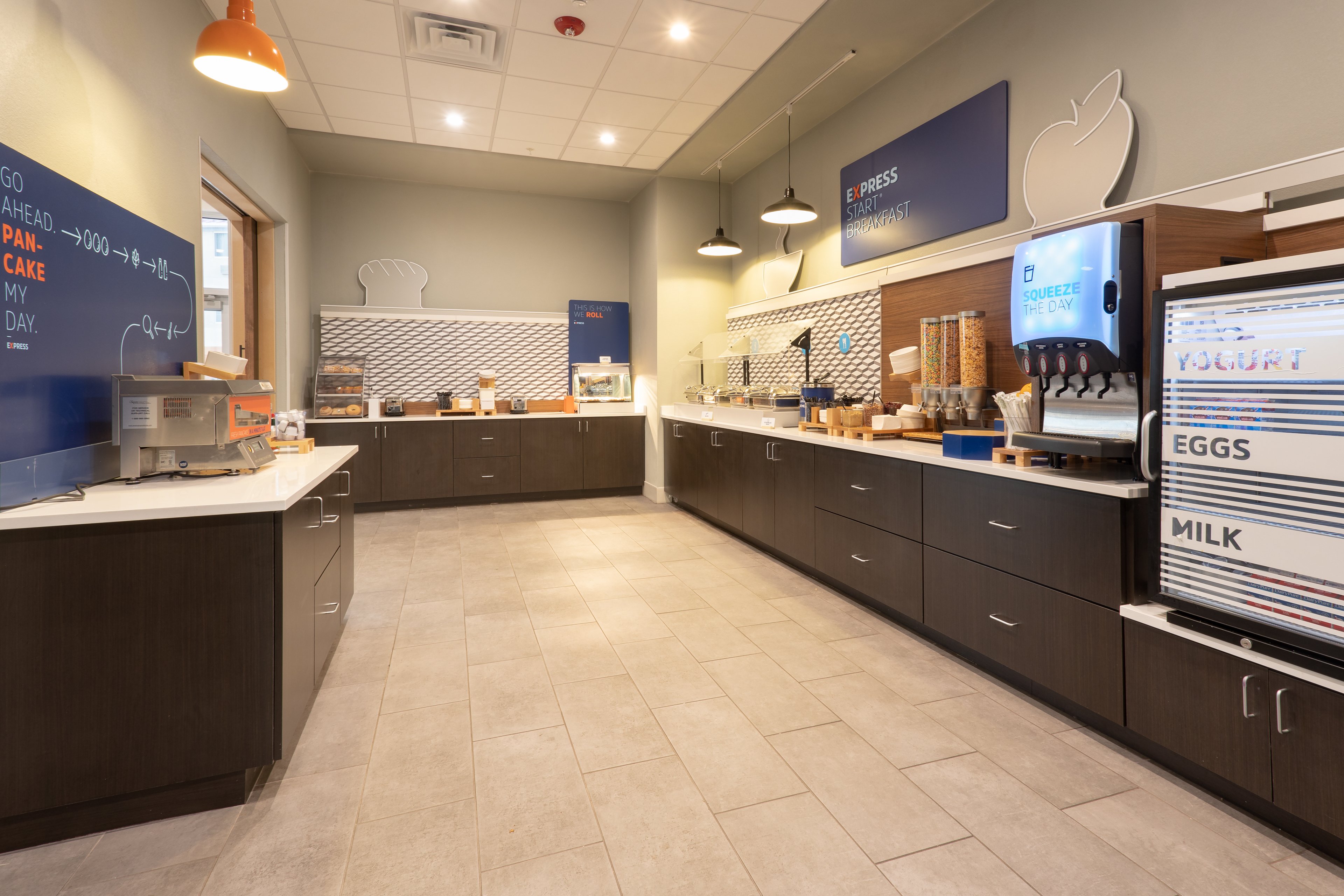 Holiday Inn Express & Suites Firestone - Longmont 11/44