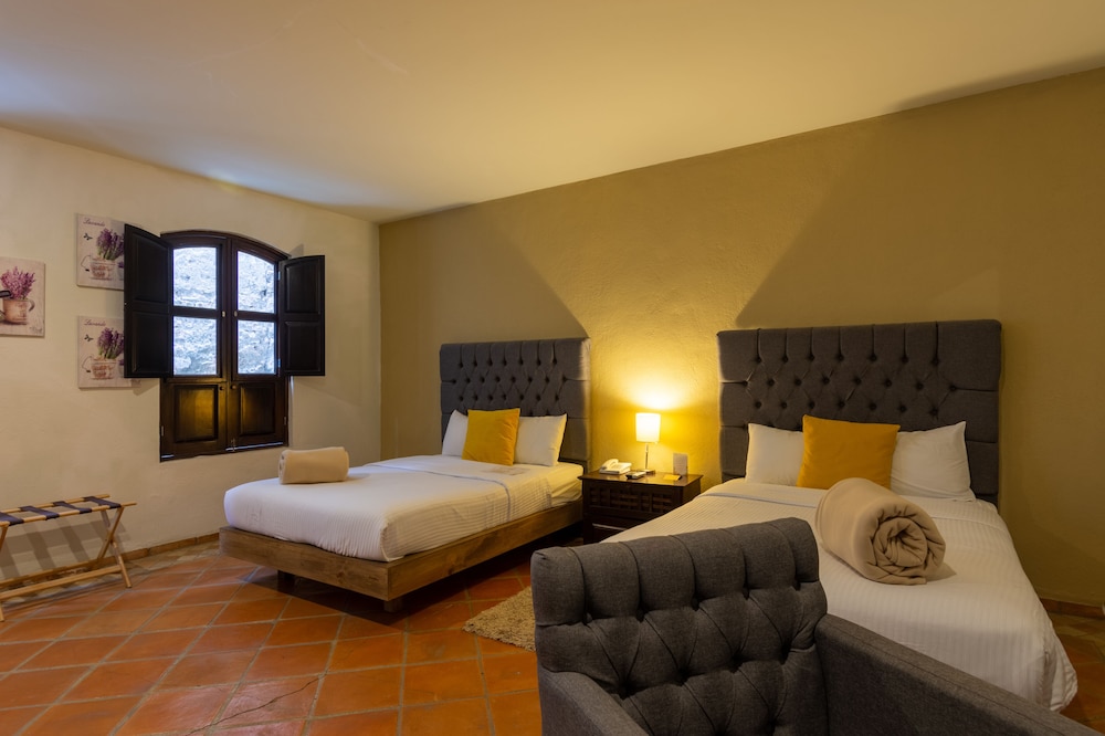 HOTEL HACIENDA SAN CRISTOBAL 22/68