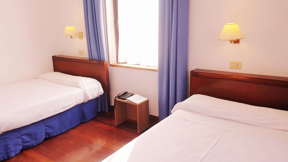 Zarauz Hotel 5/22
