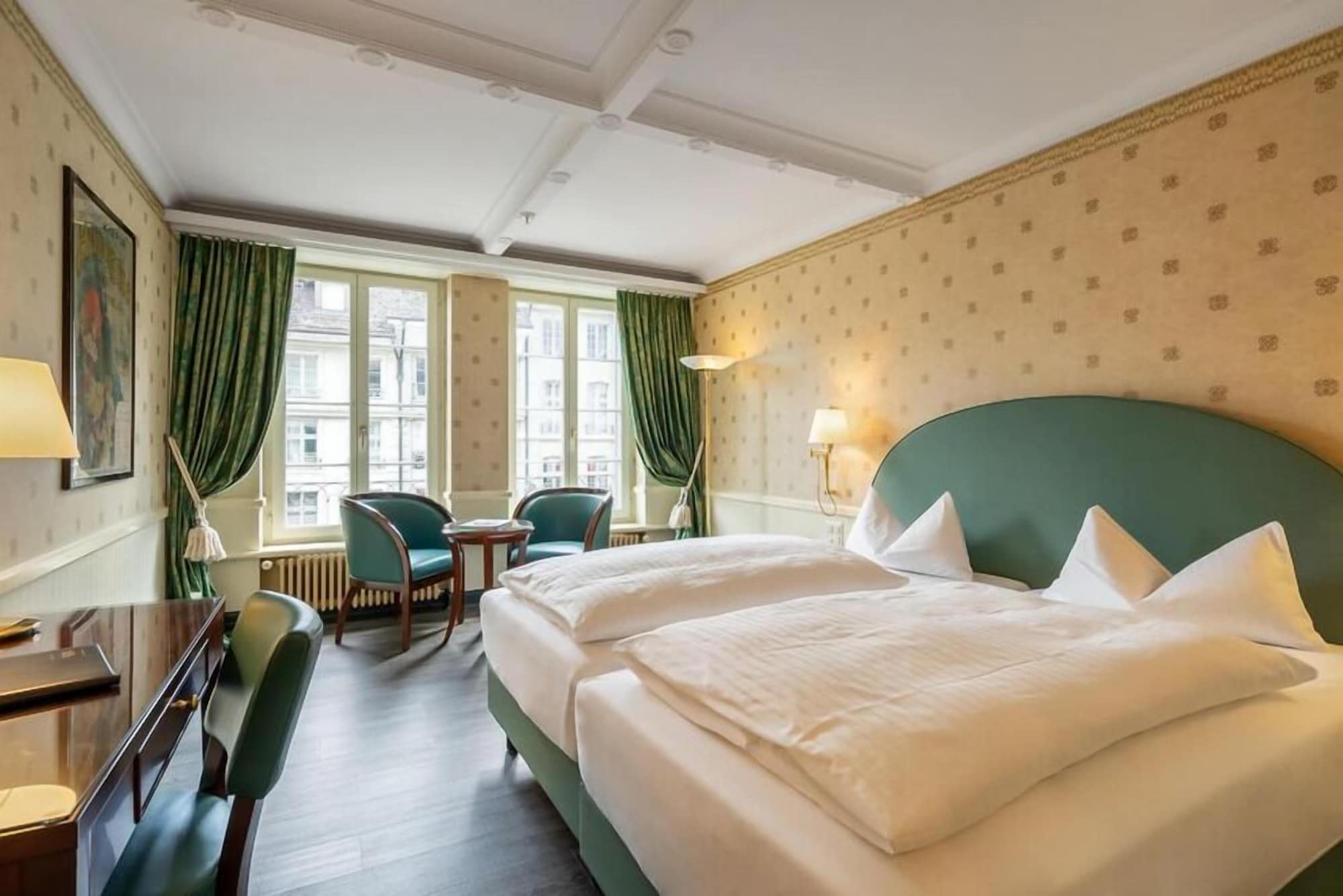 COMFORT, DOUBLE BED