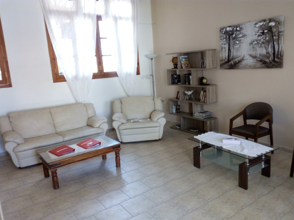 Tarsanas Apartments 38/49