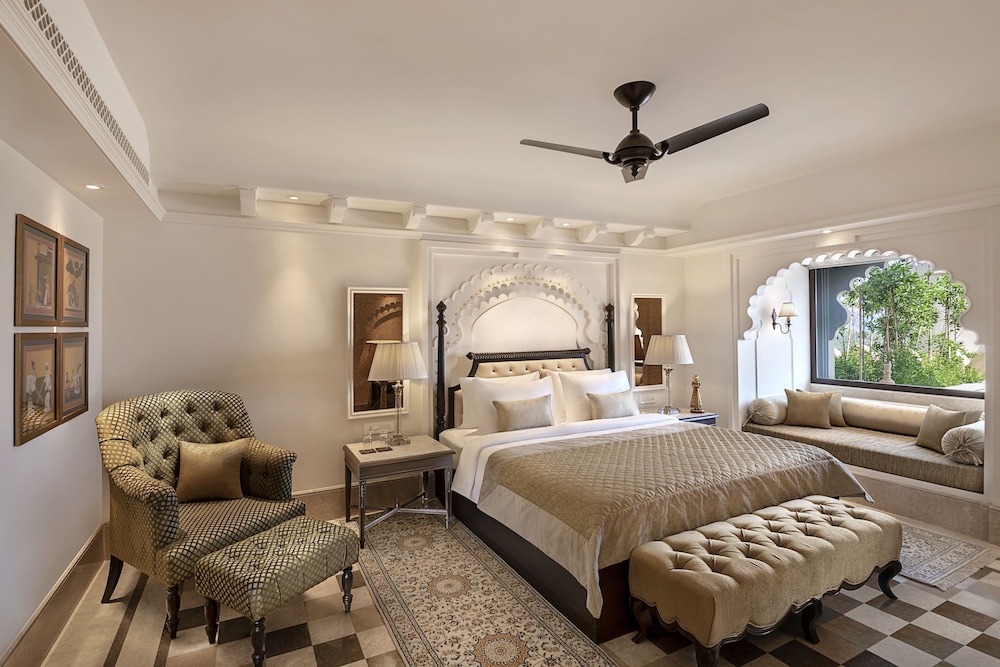 Aurika Udaipur - Luxury by Lemon Tree Hotels 11/50