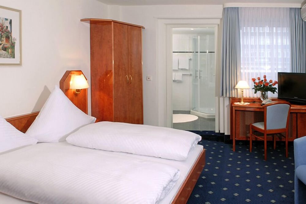 HOTEL WÜRTTEMBERGER HOF 15/44