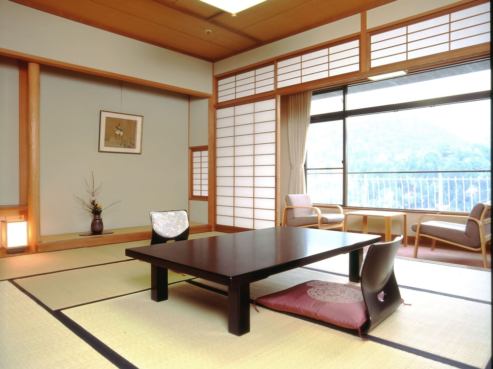 Hyoe Koyokaku 31/49