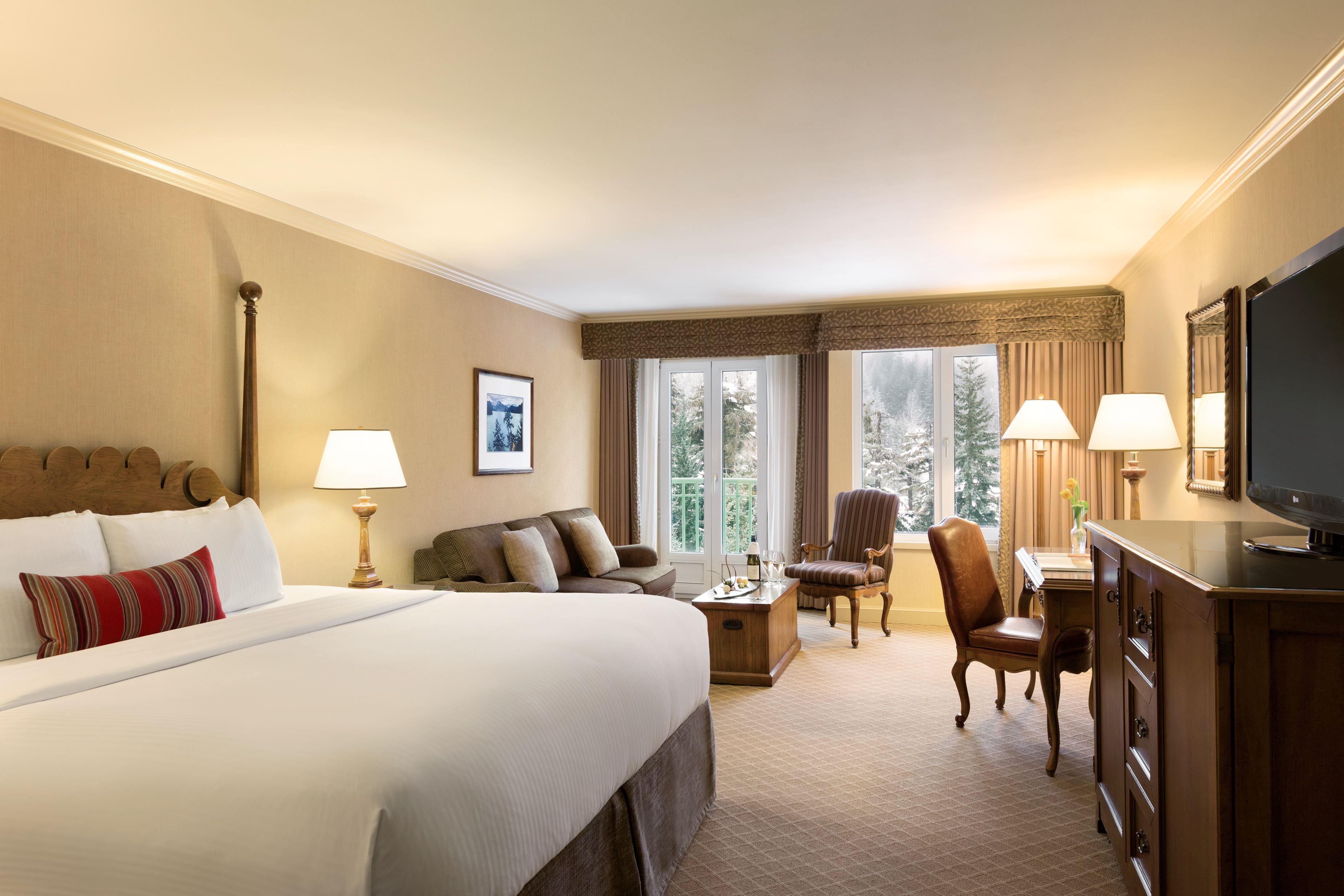 Slope, Deluxe, King Bed, with View