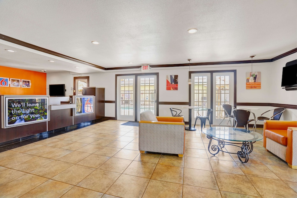 Motel6 Lodi, CA 32/47