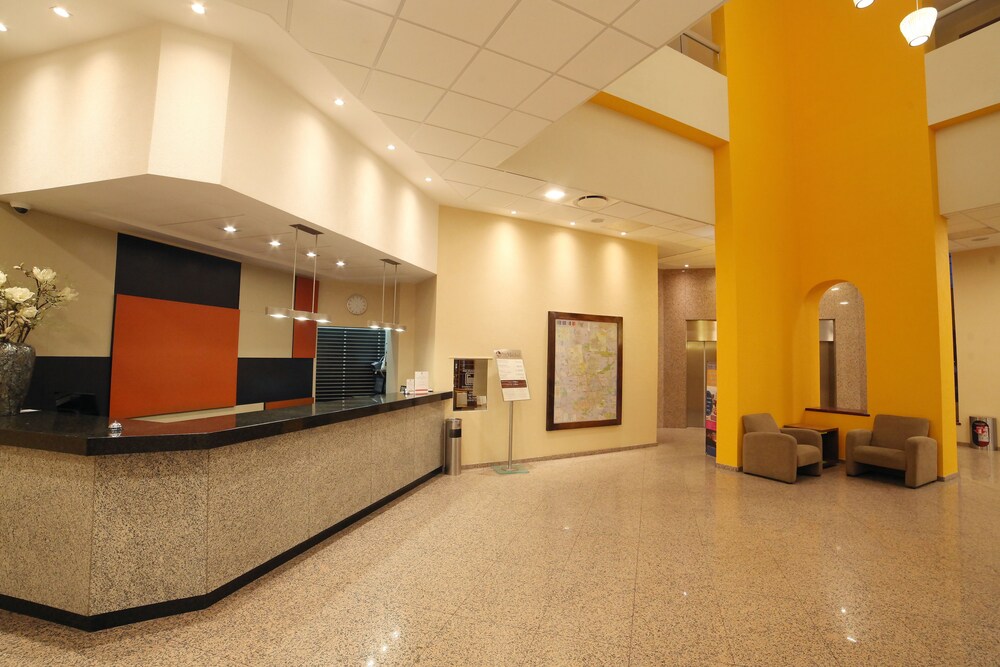 Hotel Mirabel 5/63