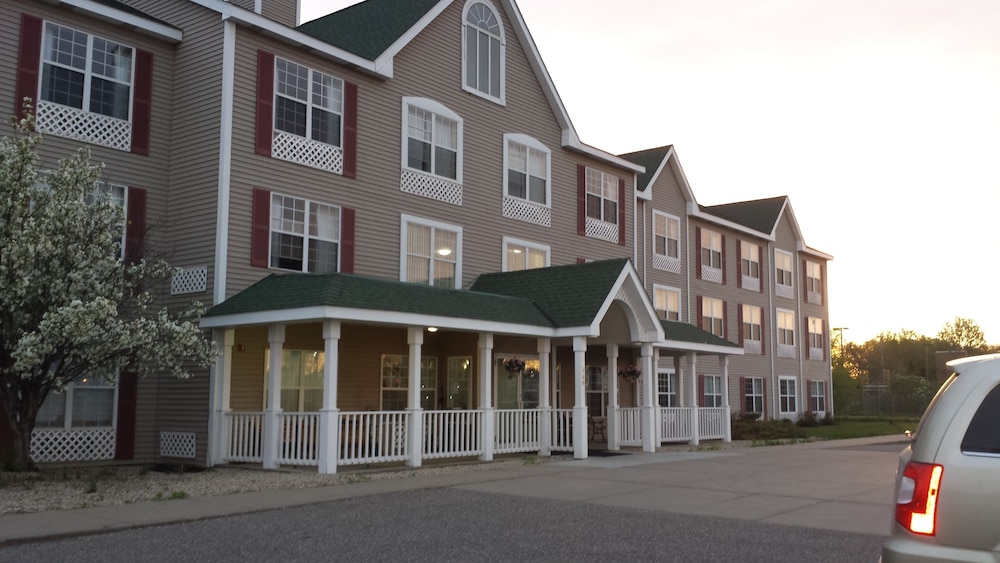 Hastings Country Inn 40/43