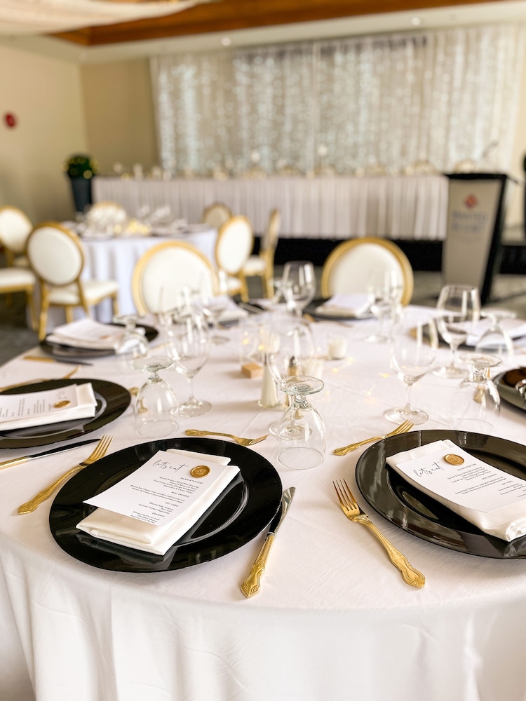 Manteo Resort Waterfront Hotel Villas 53/70