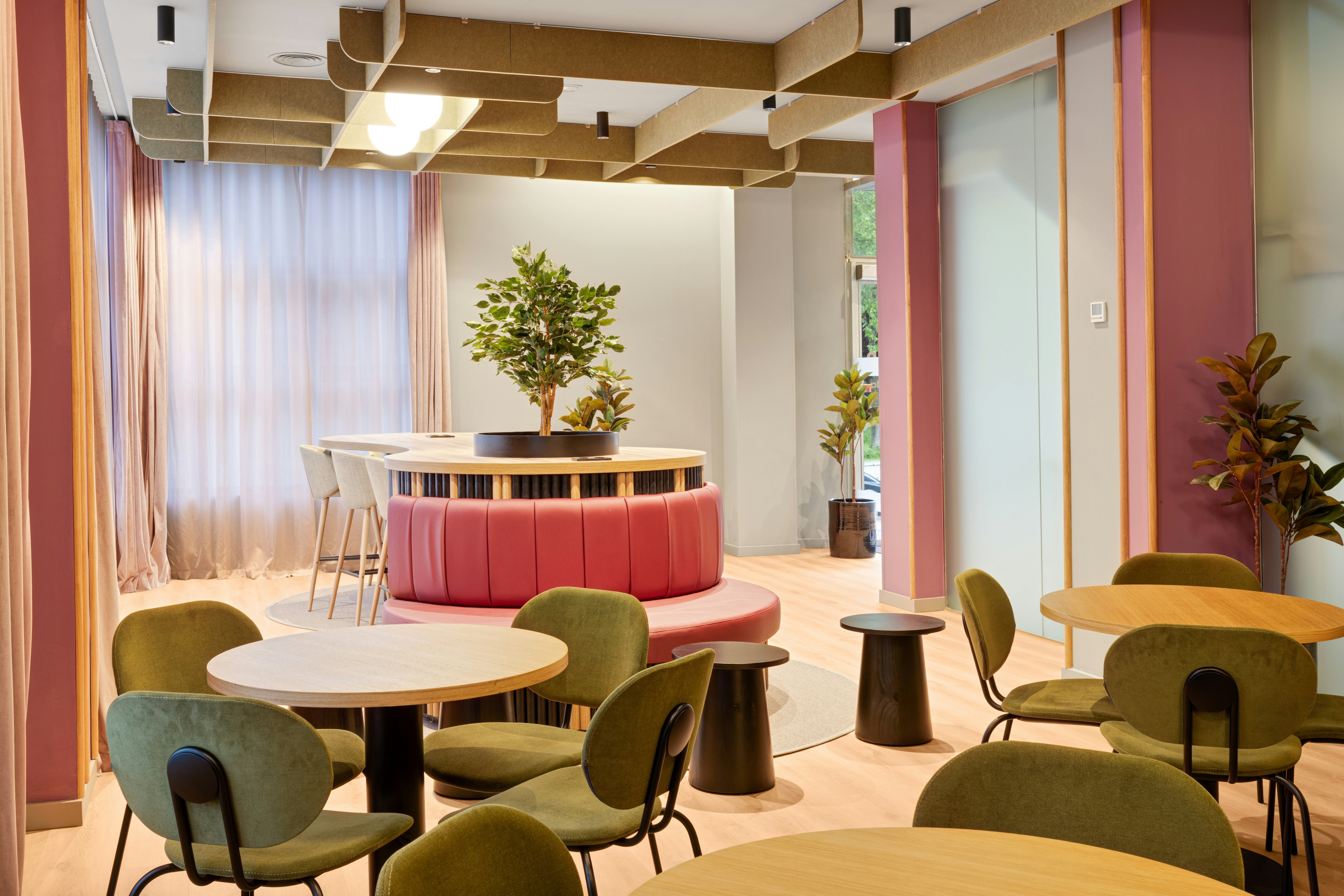 B&B HOTEL Madrid Fuenlabrada Retail Park 14/27