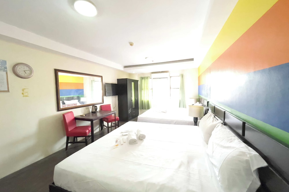 Fave Hotel Angeles City 14/37