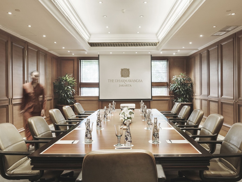 The Dharmawangsa Jakarta Hotel 52/63